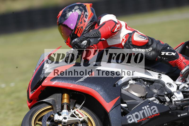/45 10.08.2025 Plüss Moto Sport ADR/Einsteiger/595